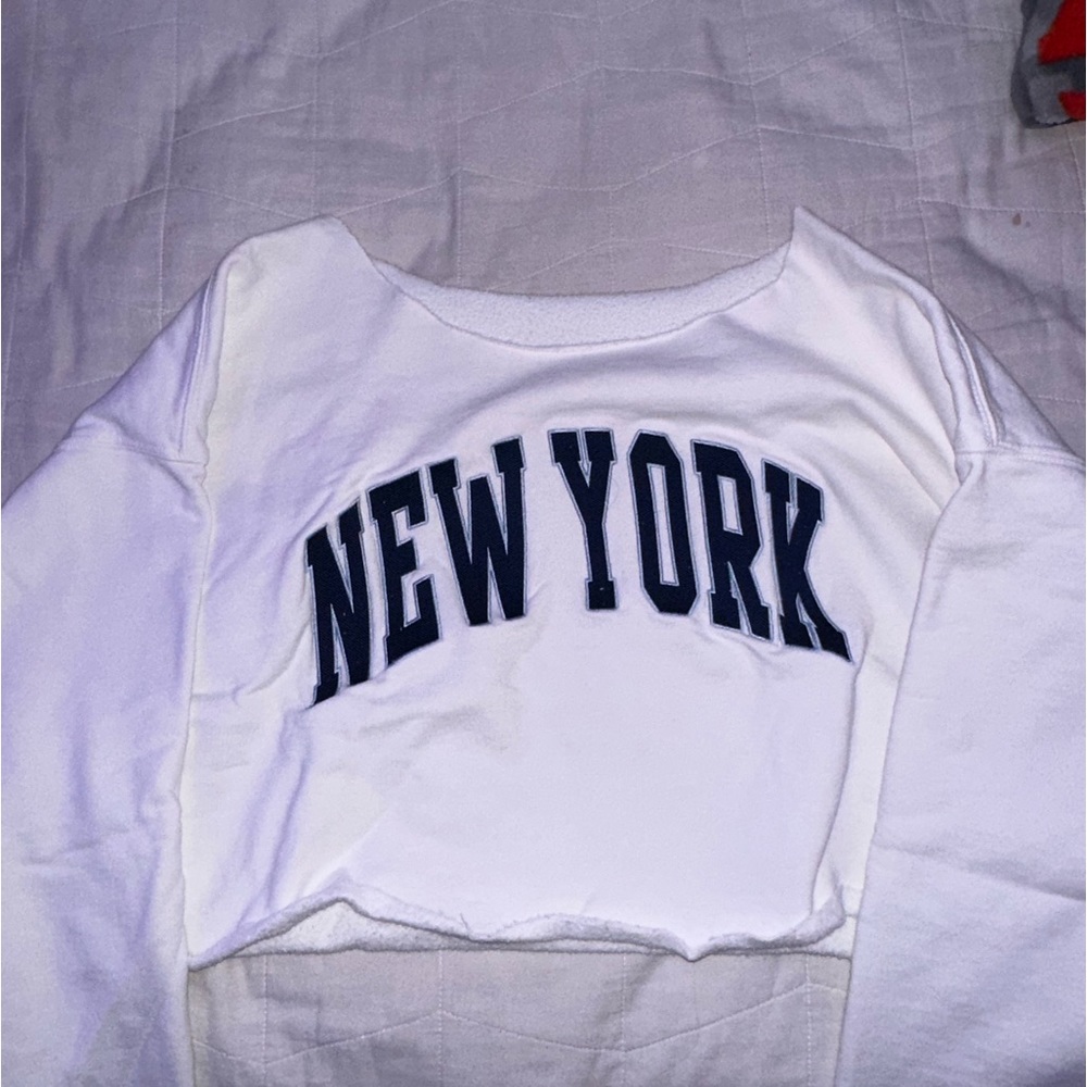 WHITE CROPPED BRANDY CREWNECK
